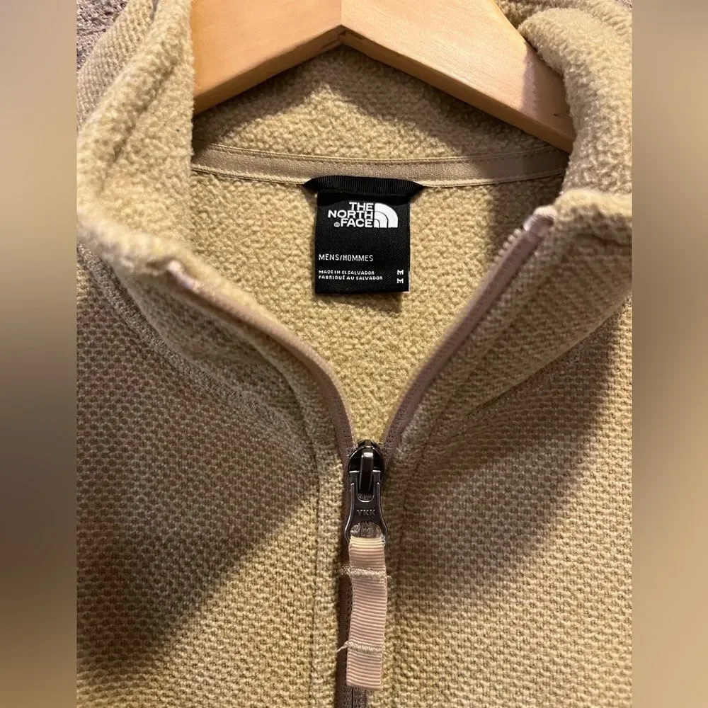 THE NORTH FACE men’s zip up sweatshirt, size M